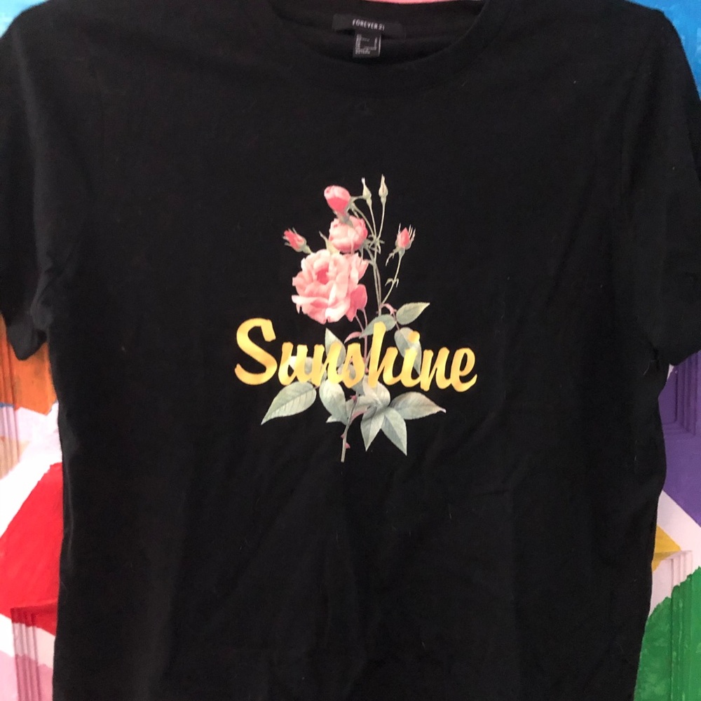 Forever 21 women’s sunshine shirt